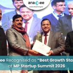 Anaxee Digital Runners receiving Best Growth Startup recognition at MP Startup Summit 2026